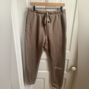 Fear of God Essentials Sweatpants Tan/Brown Medium